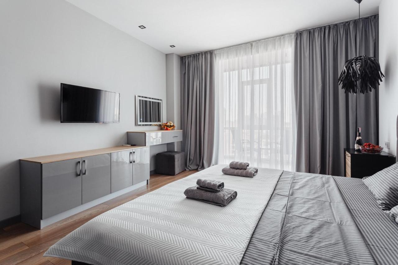 Grey Apartment In 14 Floor Oldenburg Bagian luar foto