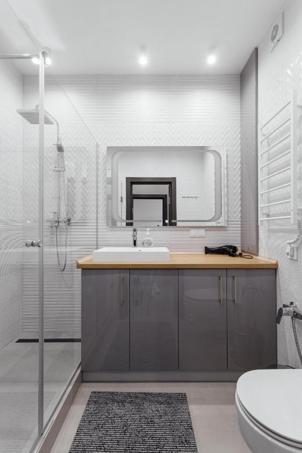 Grey Apartment In 14 Floor Oldenburg Bagian luar foto