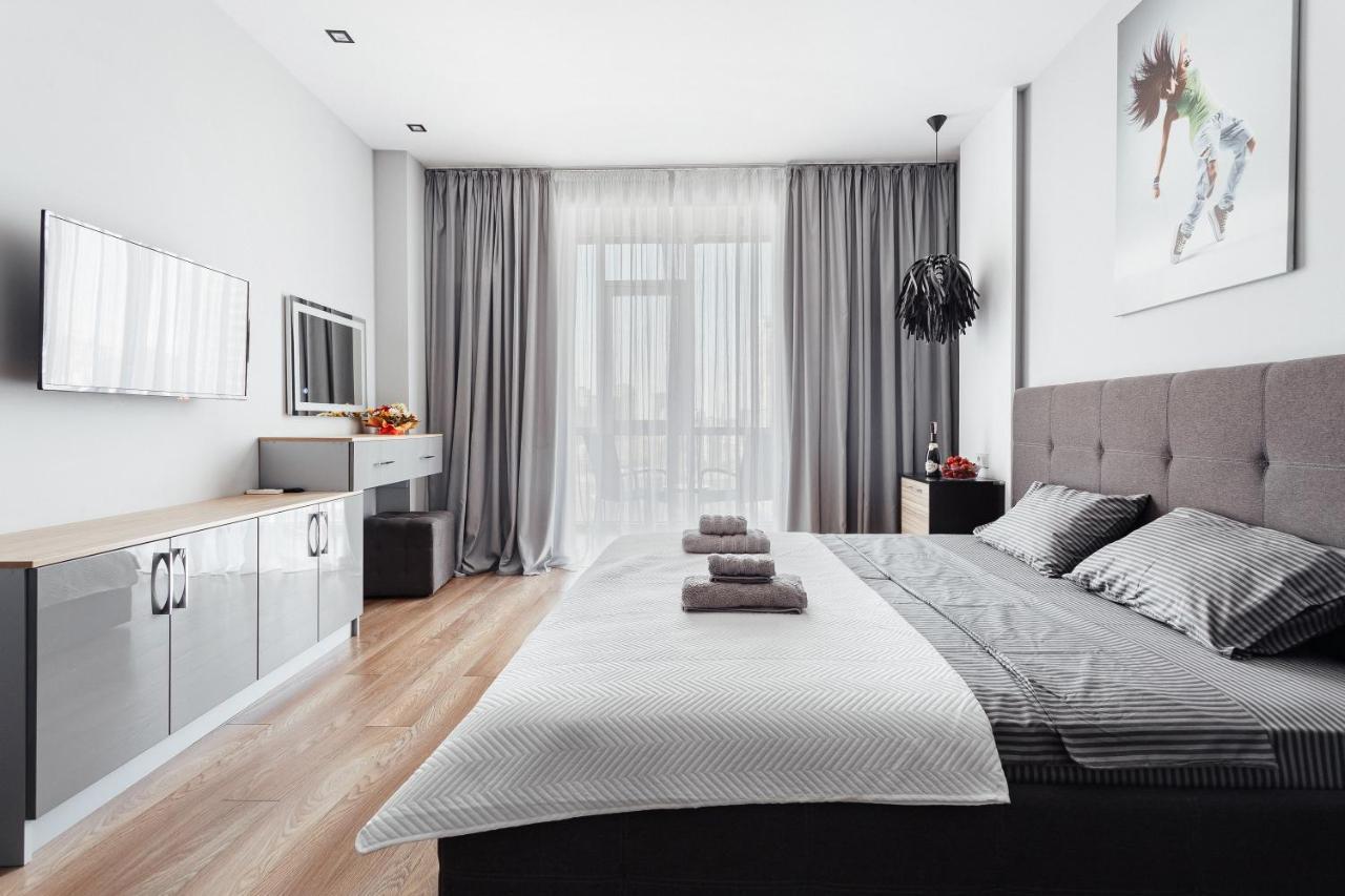 Grey Apartment In 14 Floor Oldenburg Bagian luar foto